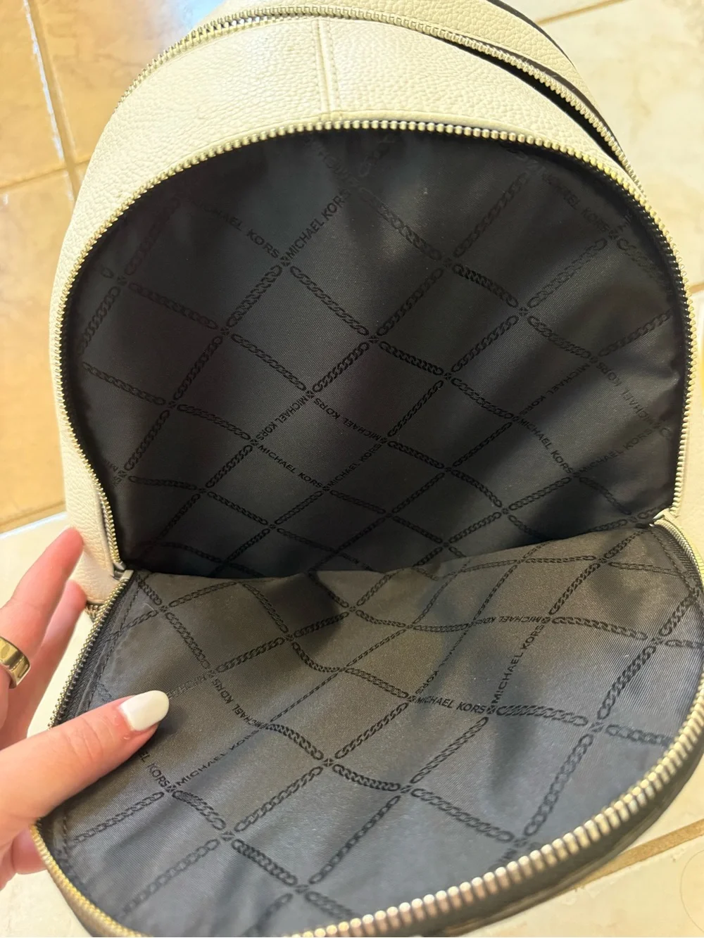 MICHAEL KORS Black & White Logo Backpack